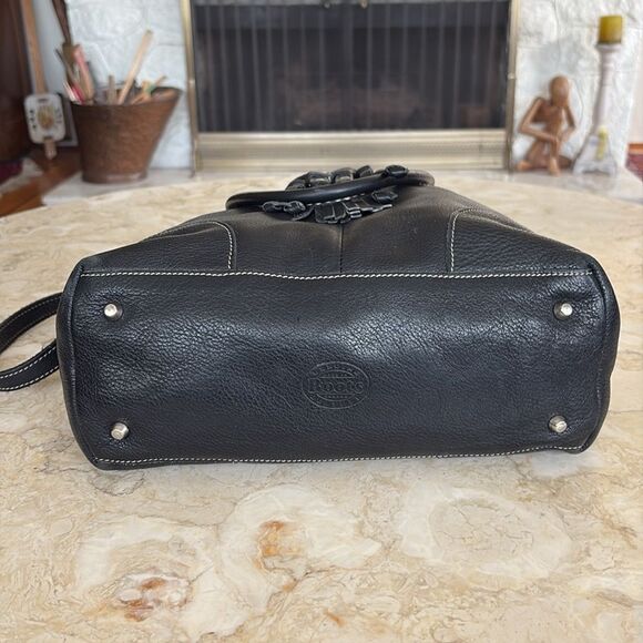 Roots Tribe Leather Large Bucket Crossbody Bag Made in Canada - Picture 7 of 11